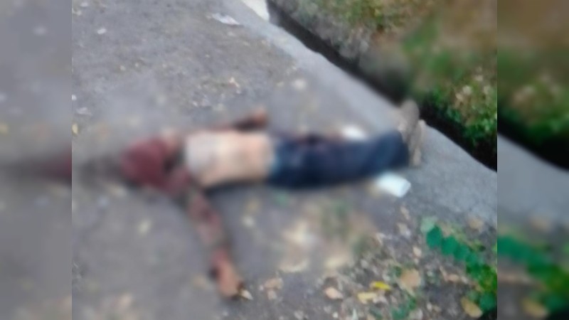 Ultiman a tiros a 2 hombres, en distintos puntos de Michoacán