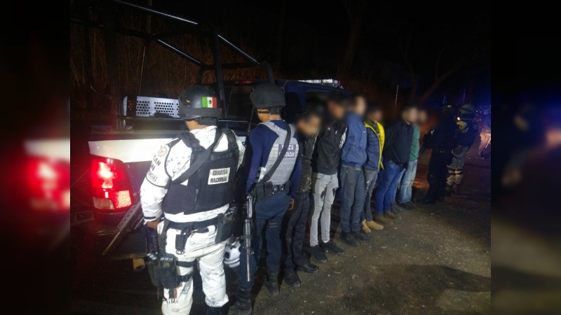 Arrestan a 7 supuestos sicarios tras enfrentamiento, en Zamora  