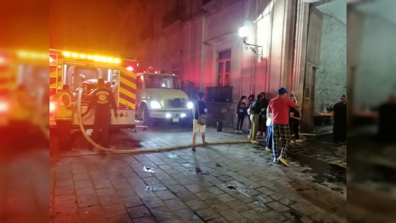 Incendio arrasa con una oficina de Palacio de Gobierno 