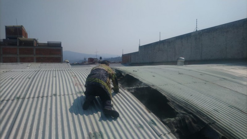 Se incendia súper mercado, en Zitácuaro  