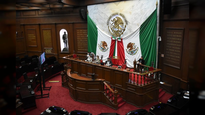 Avalan diputados modificaciones constitucionales sobre nombre del estado de Michoacán