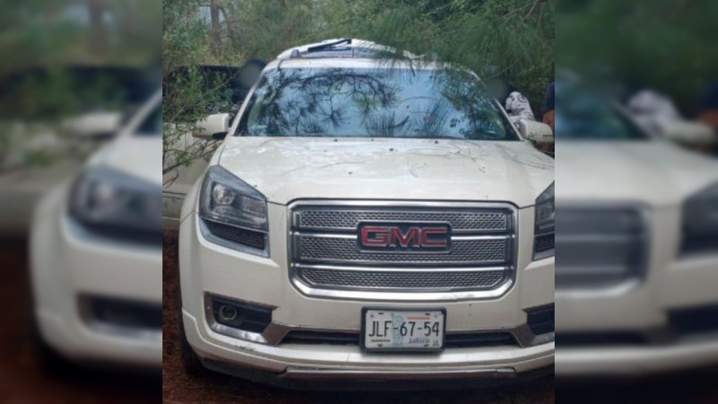 Aseguran 7 autos con reporte de robo, en Michoacán 