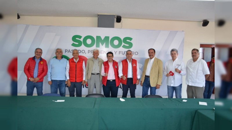 Se reúnen expresidentes del PRI Michoacán 