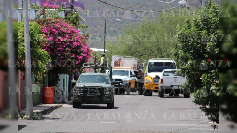 Nuevo enfrentamiento a tiros, en Zamora deja 1 muerto y varios autos asegurados 