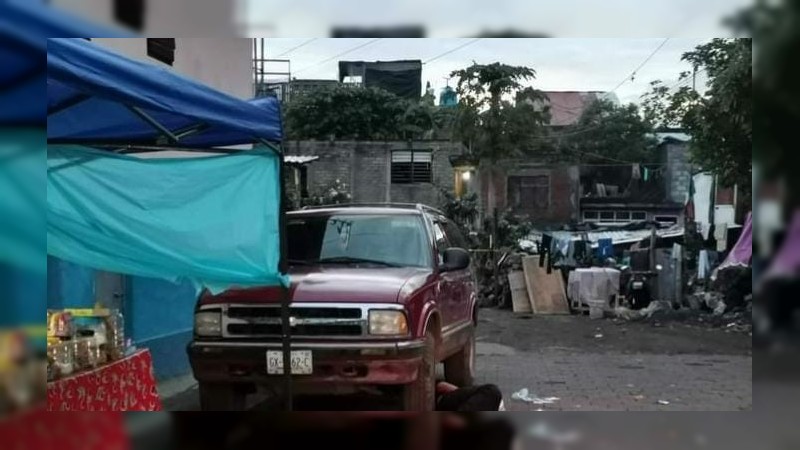 A puñaladas asesinan a hombre, en Uruapan 