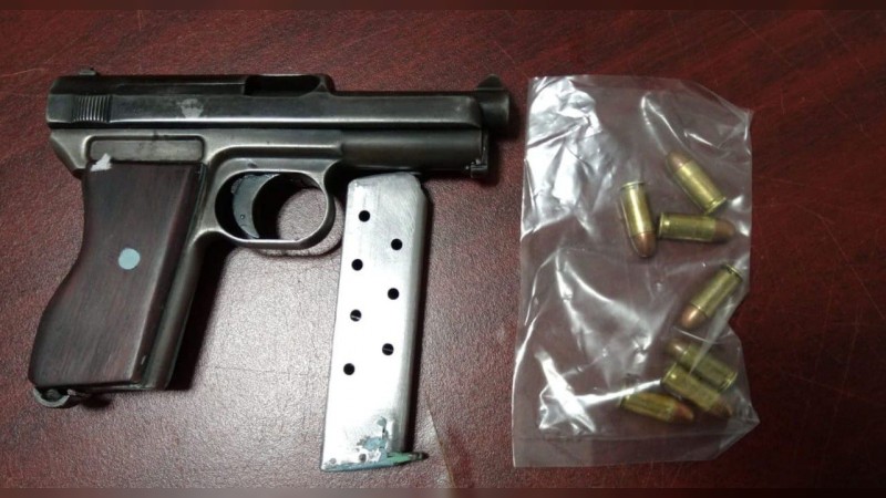 Morelia: asegura SSP a dos en posesión de un arma de fuego, cartuchos y droga