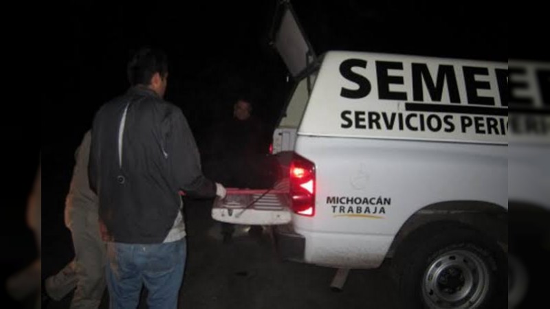 Convoy de gente armada ejecuta a hombre, en Tancítaro